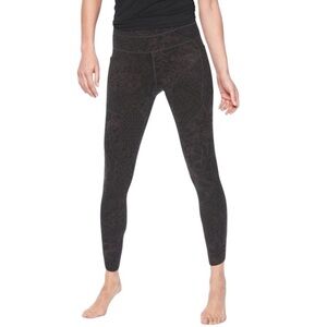 Athleta Chakra Kerala 7/8 Tight High Rise Pocket Leggings size Small UPF Wicking